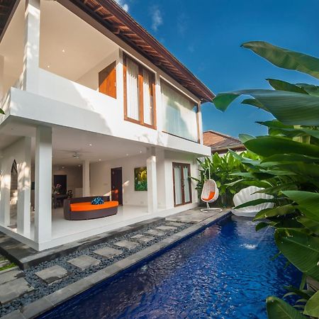 Villa Pearl Seminyak Exterior foto